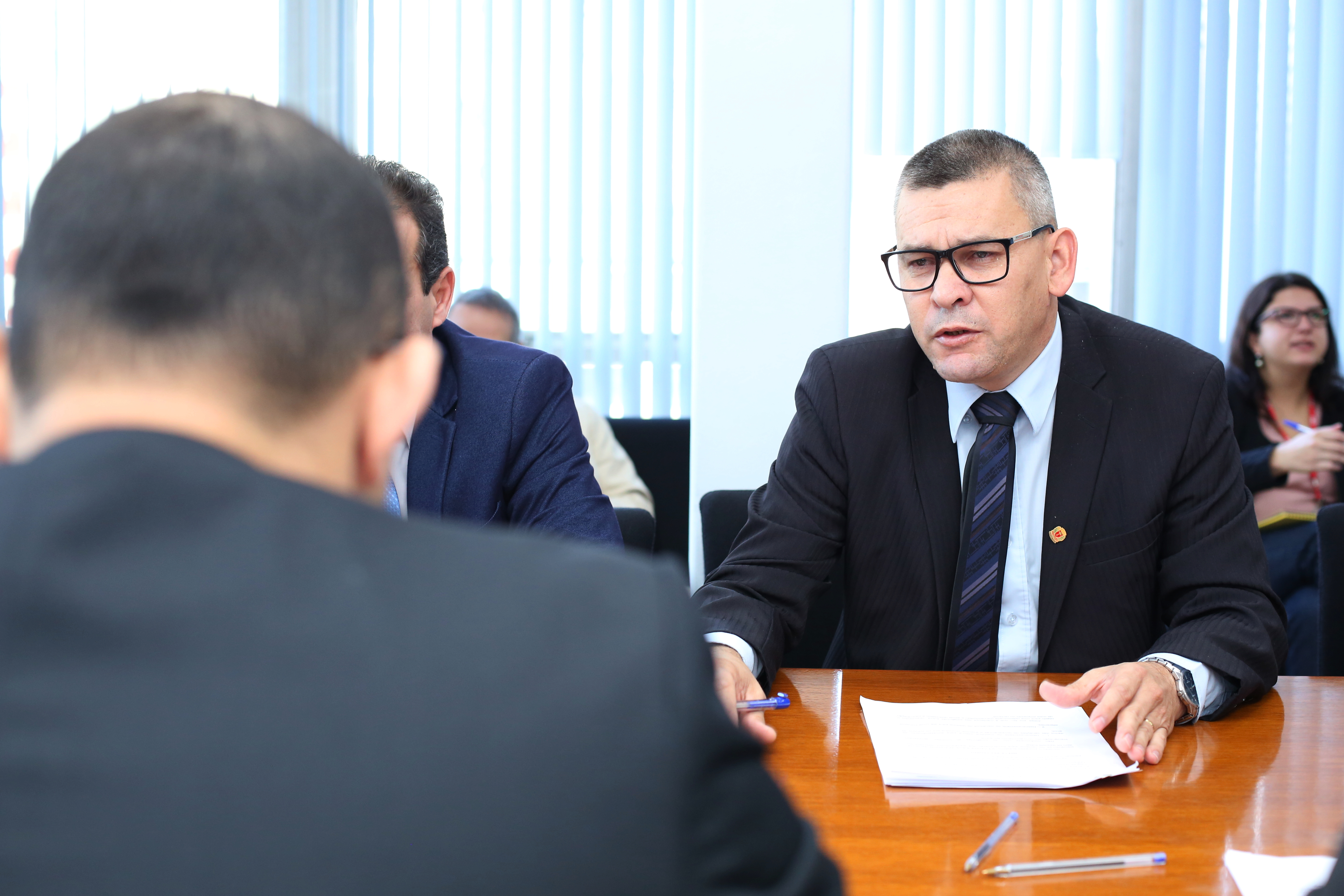 Economia encaminhará ao MP denúncia sobre "burla" em licitação