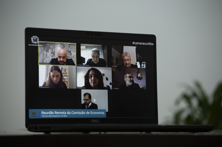 Economia libera Dia de Combate à Cristofobia para votação em plenário