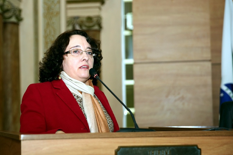 Economia ruim não pode afetar governabilidade, diz Josete