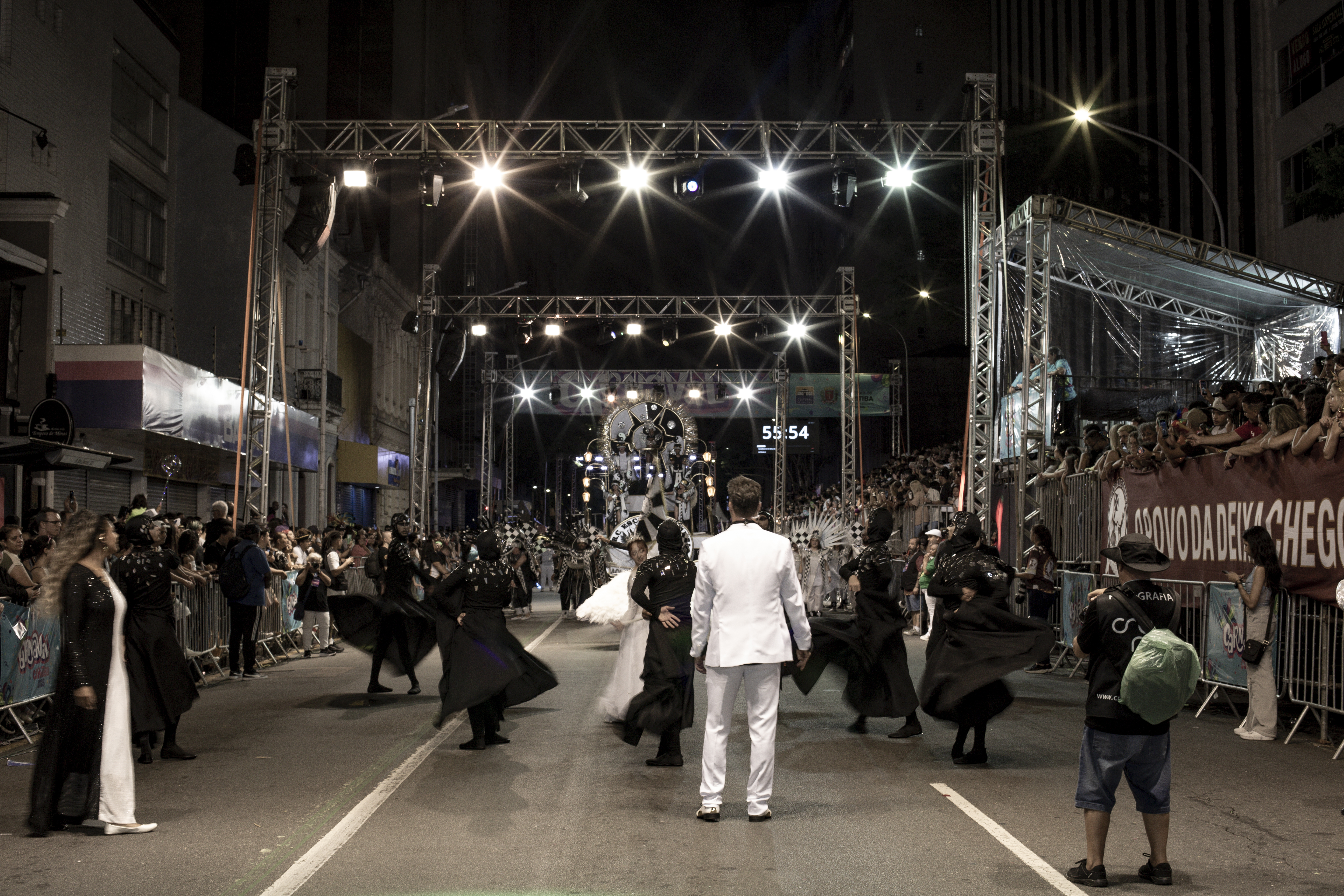 Samba e carnaval: editais de fomento podem ser ampliados