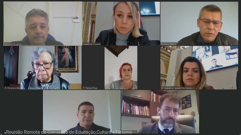 Educação admite prorrogação do mandato de diretores de escolas