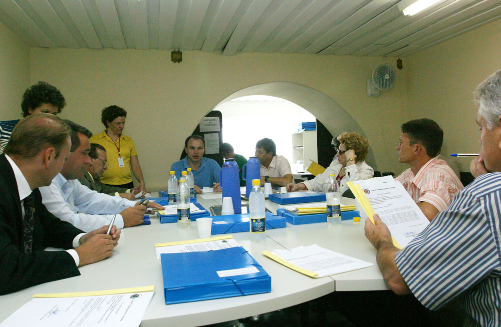 Educadores e trabalho na pauta da Legislação 
