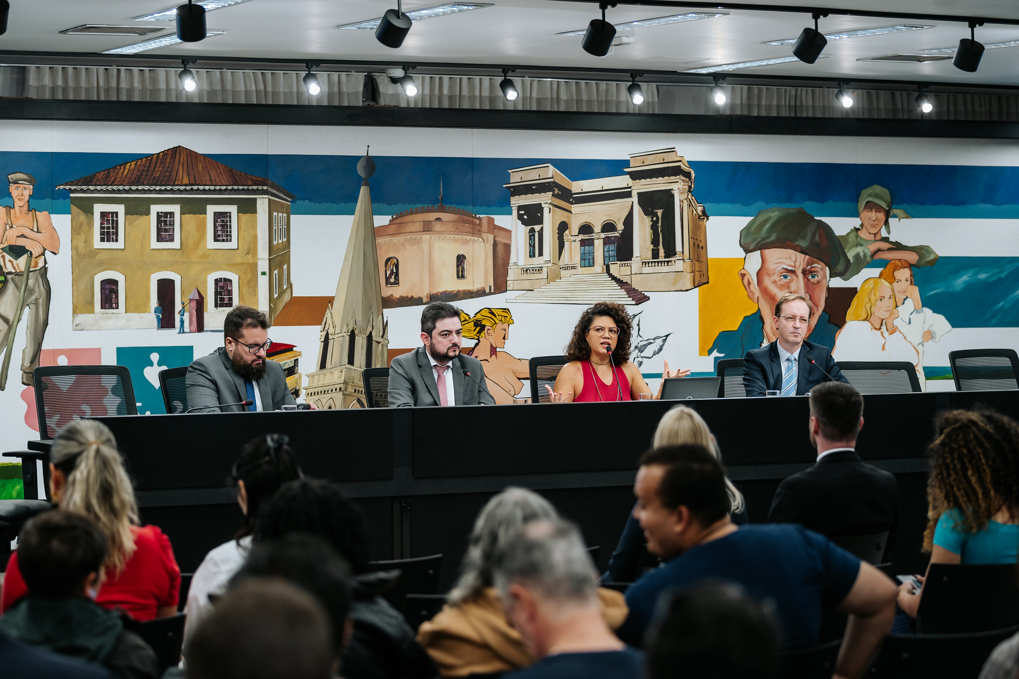 Eleições 2024: servidores participam de novo aulão da Escola do Legislativo