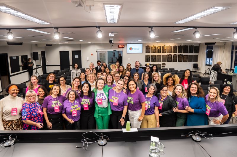 Eleições 2024: workshop apresenta desafios à mulher na política