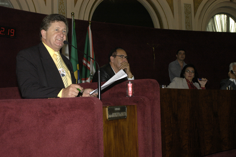 Eleitos saudados no Legislativo 