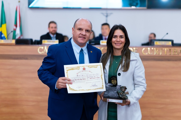 Delegada Ellen Martins é homenageada pela defesa dos direitos humanos