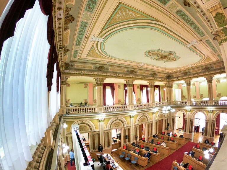 Em 2º turno, Câmara de Curitiba confirma créditos especiais e mais 6 projetos