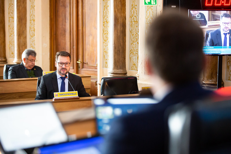 Em 2º turno, Câmara de Curitiba confirma nova avaliação funcional