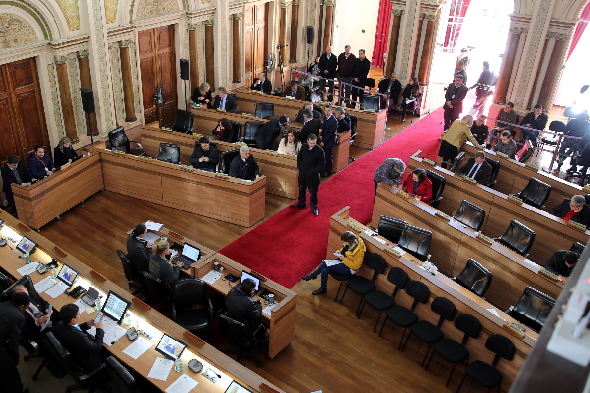 Em 3 anos, Câmara aportou R$ 41 mi no orçamento de Curitiba