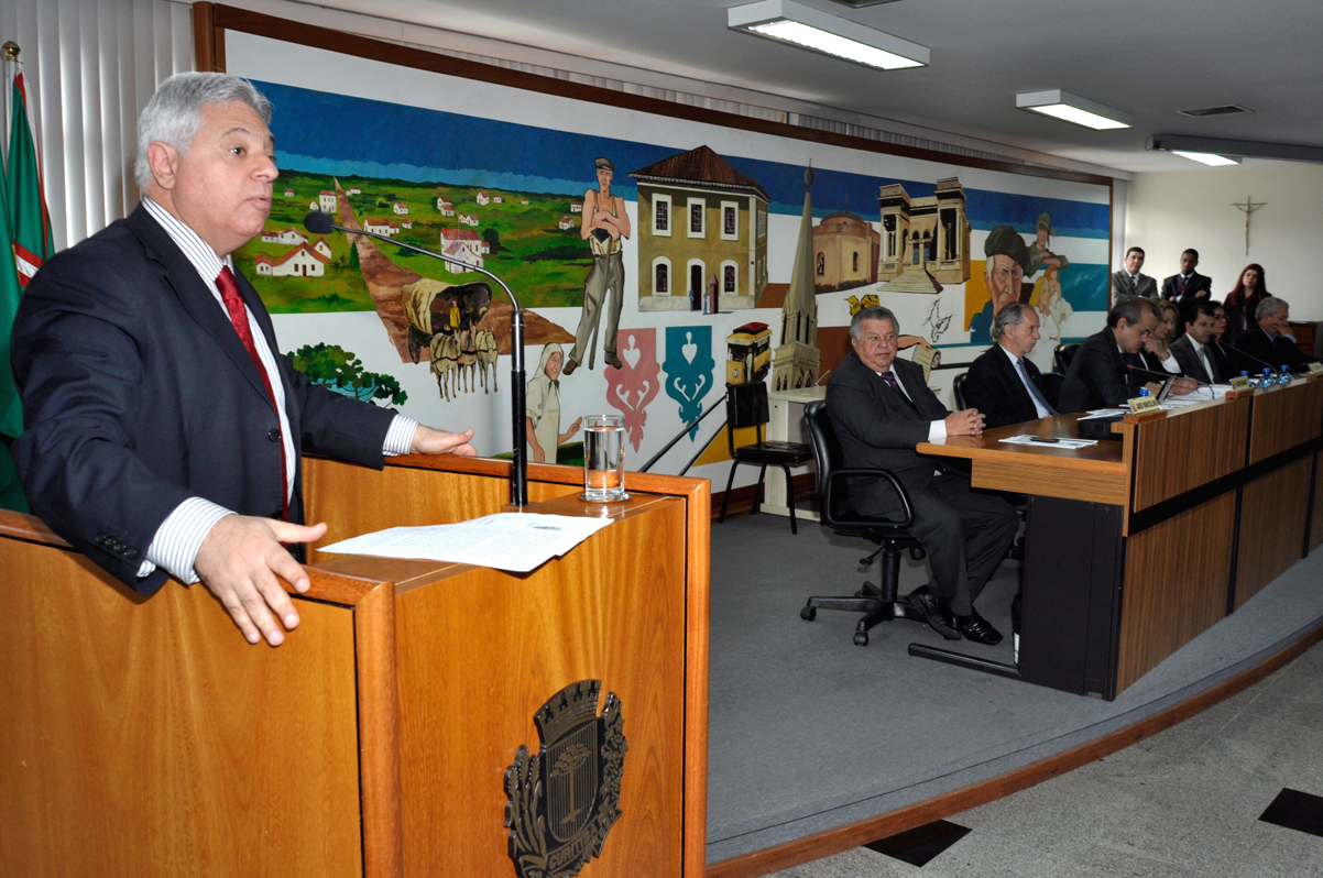 Em balanço semestral, Câmara apresenta redução de despesas 
