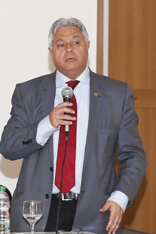 Em congresso, servidores debatem sobre trabalho nos legislativos