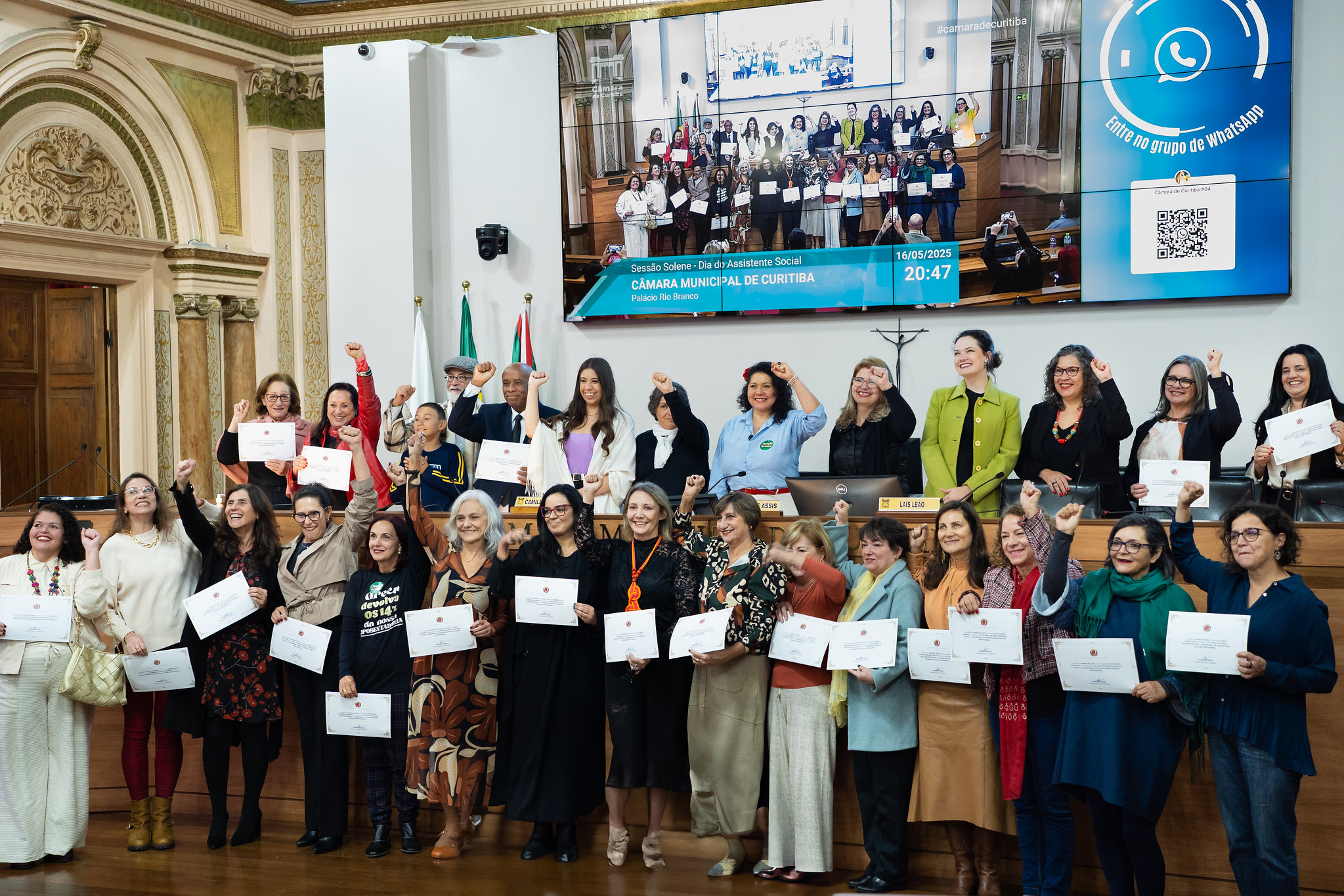Em Curitiba, solenes homenageiam profissionais de RH e assistentes sociais