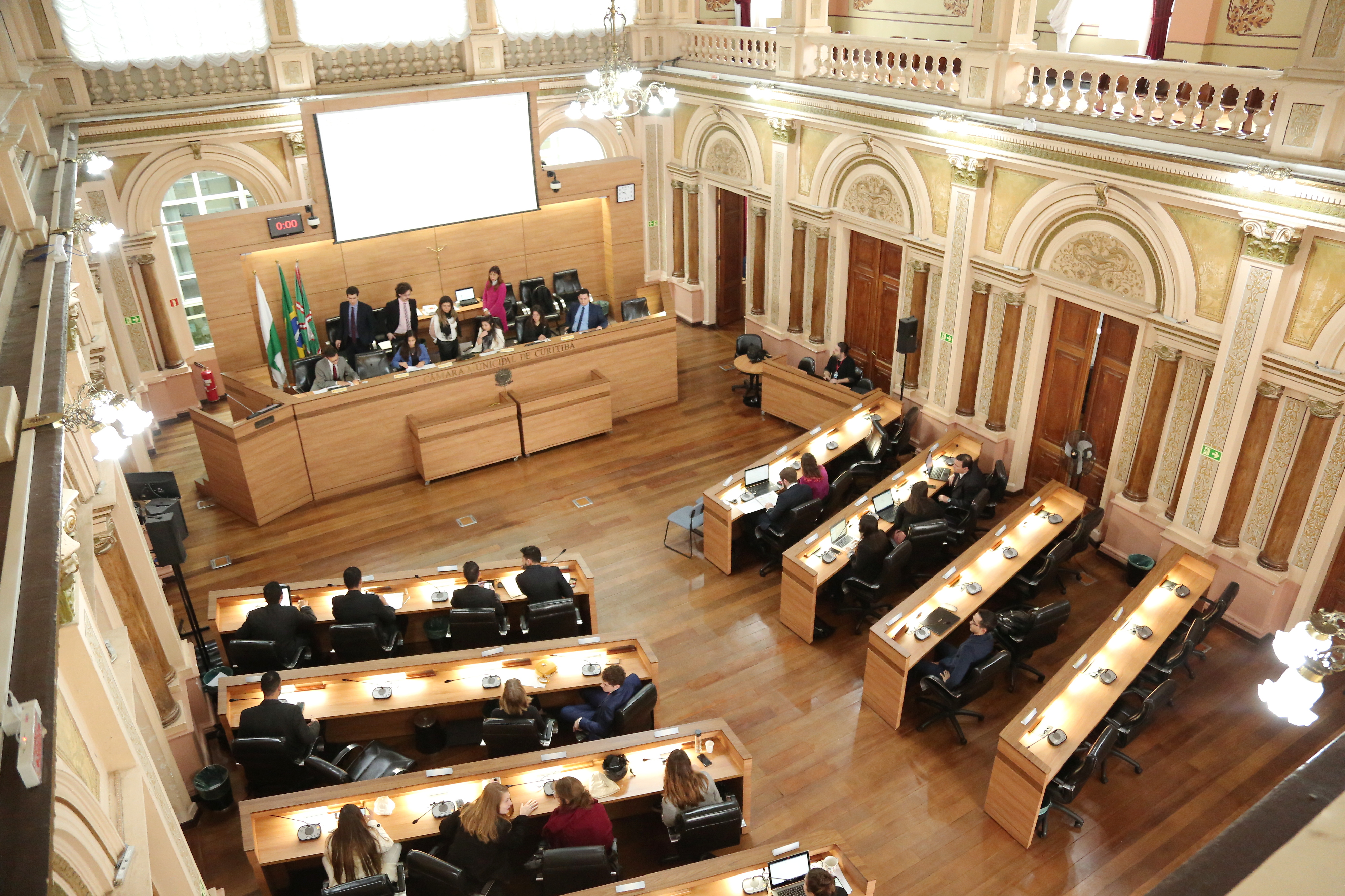 Em sessão simulada, Câmara Universitária aprova 17 propostas de lei