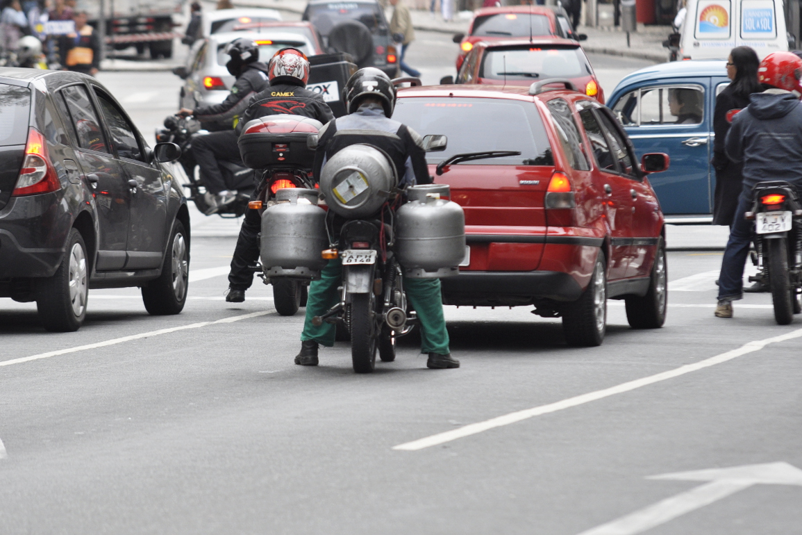 Em sugestão ao Executivo, Zé Maria pede "motofaixas"