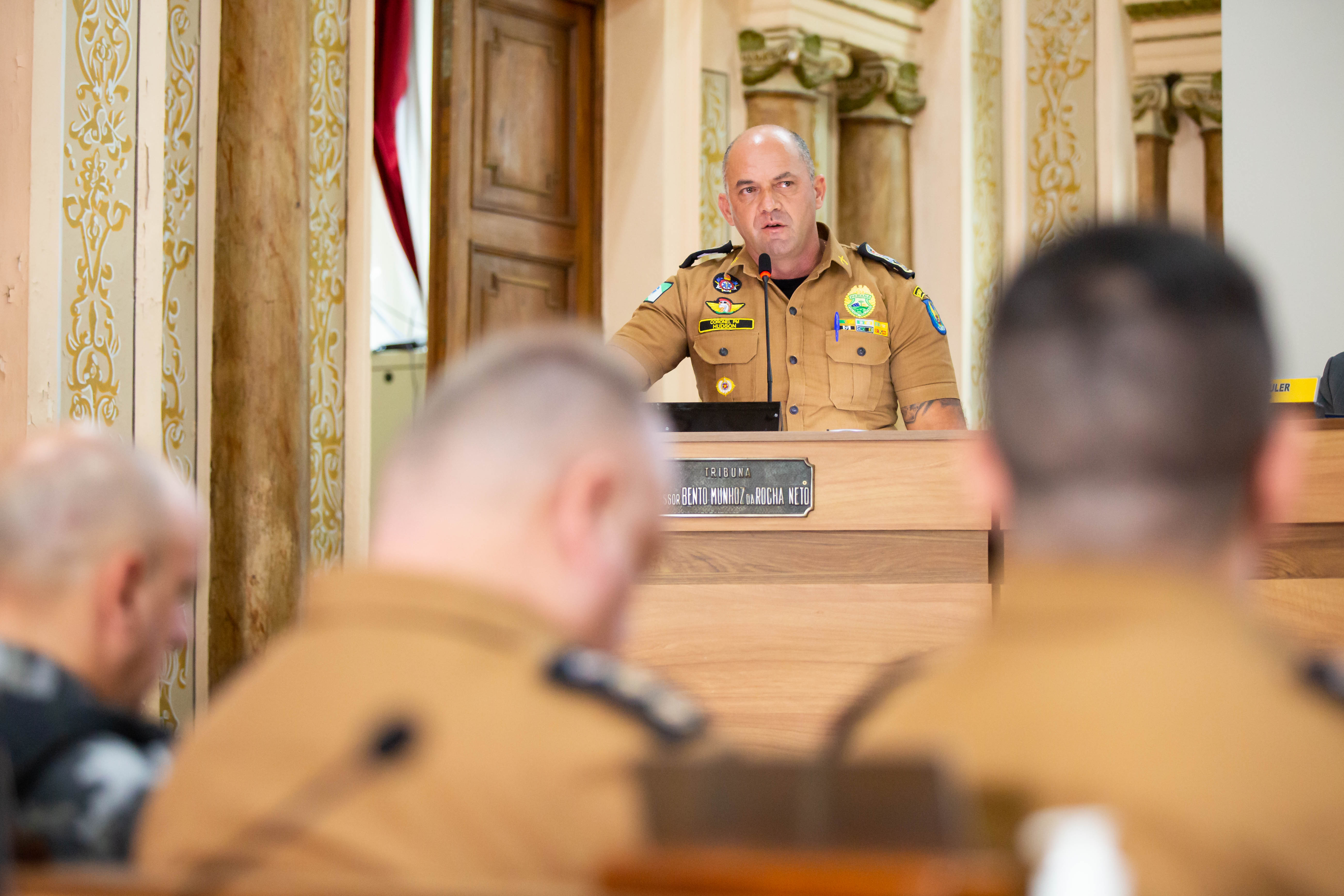 Comando-Geral da PM responde questionamentos sobre segurança em  Curitiba