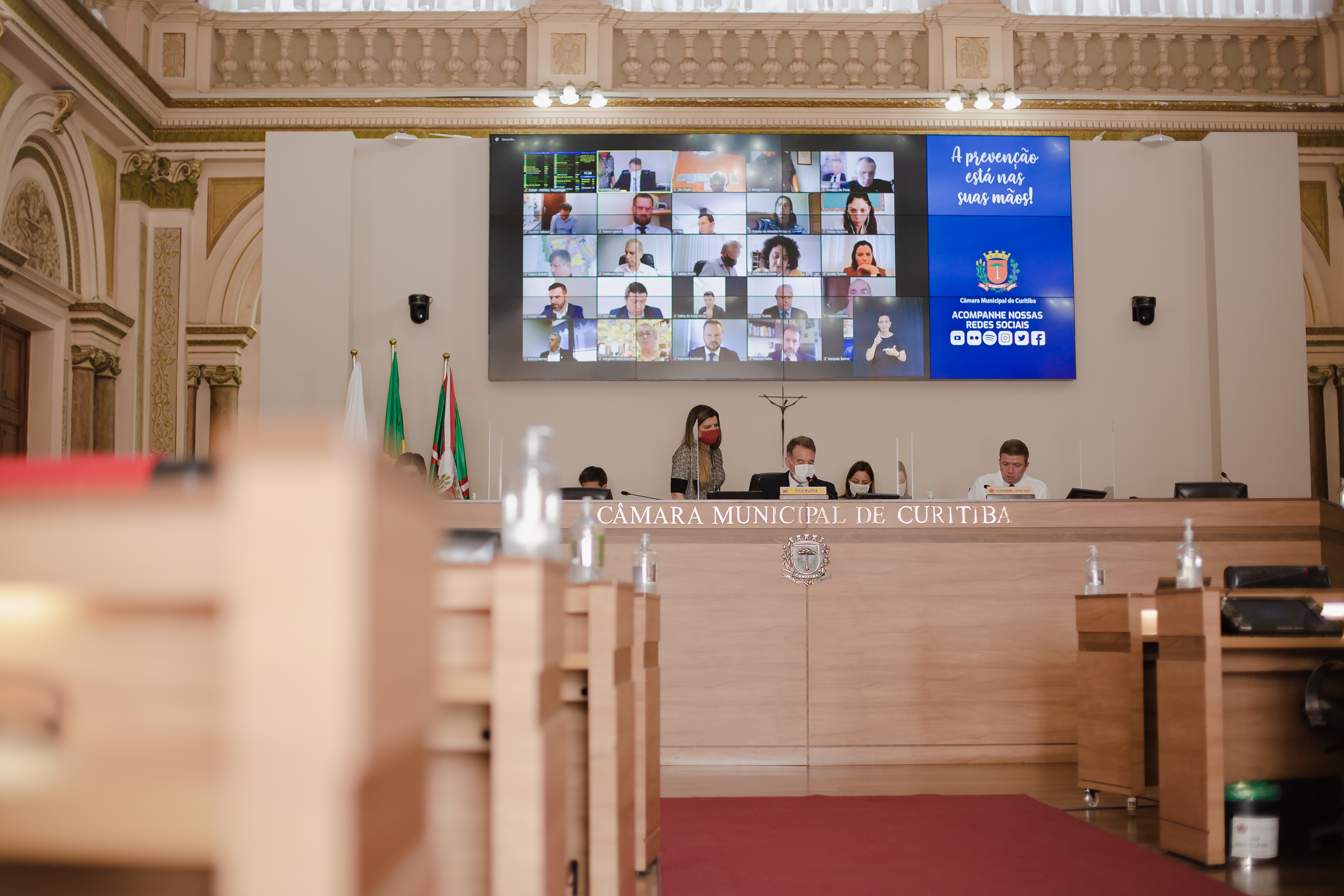 Aprovada multa a proprietários de imóveis com festas clandestinas