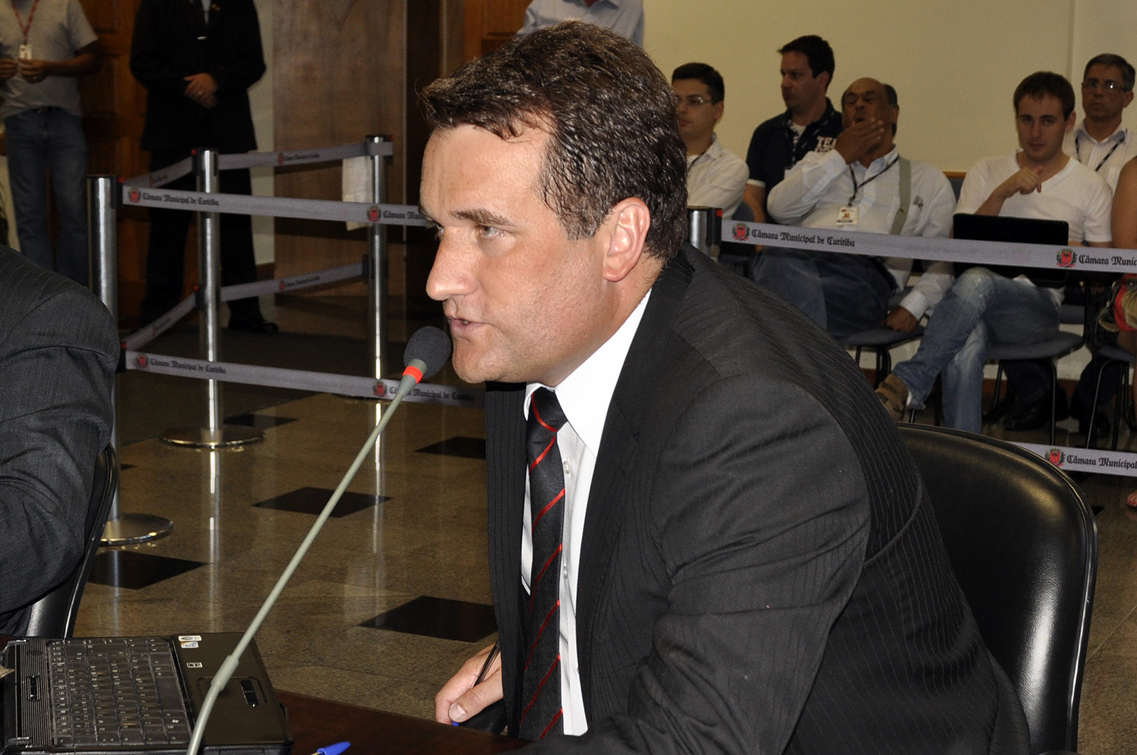 Emancipação política do Paraná é destacada em plenário 