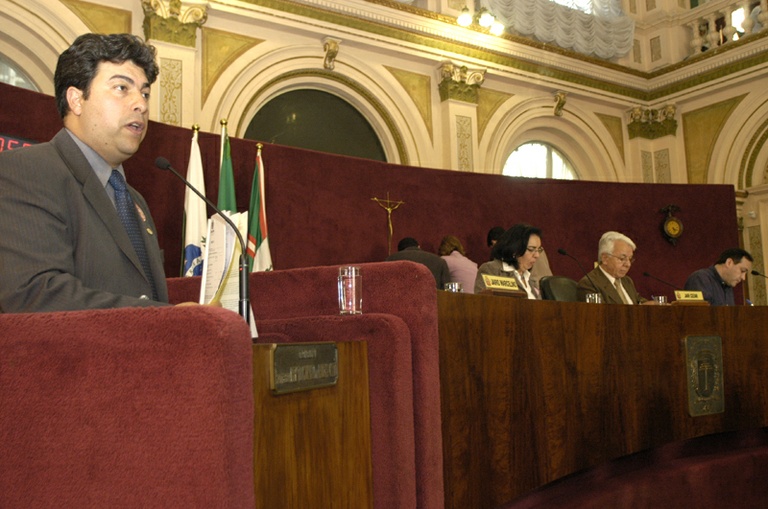 Emenda amplia projeto de reciclagem 