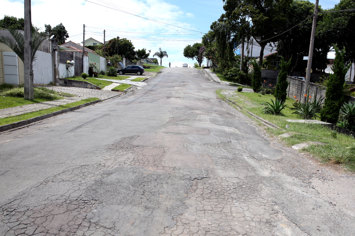 Emendas de Julieta Reis vão melhorar a pavimentação de ruas