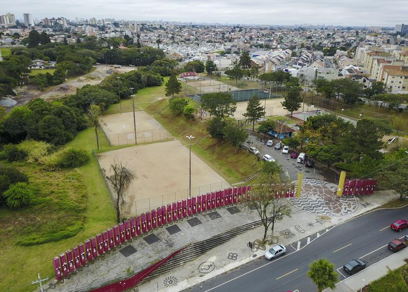 Emendas de Tito Zeglin priorizam obras na Regional Pinheirinho