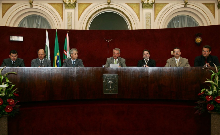 Empresa comemora 30 anos de atividades 