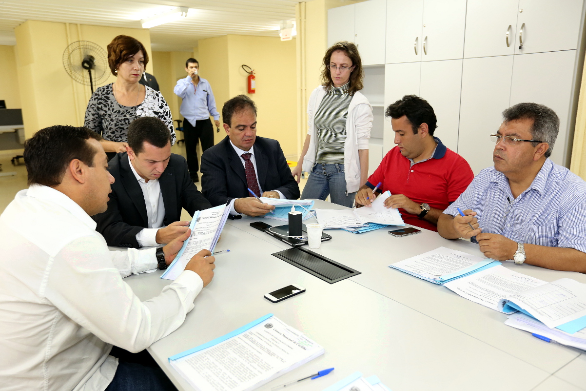 Escola do Legislativo da CMC já pode ir ao plenário
