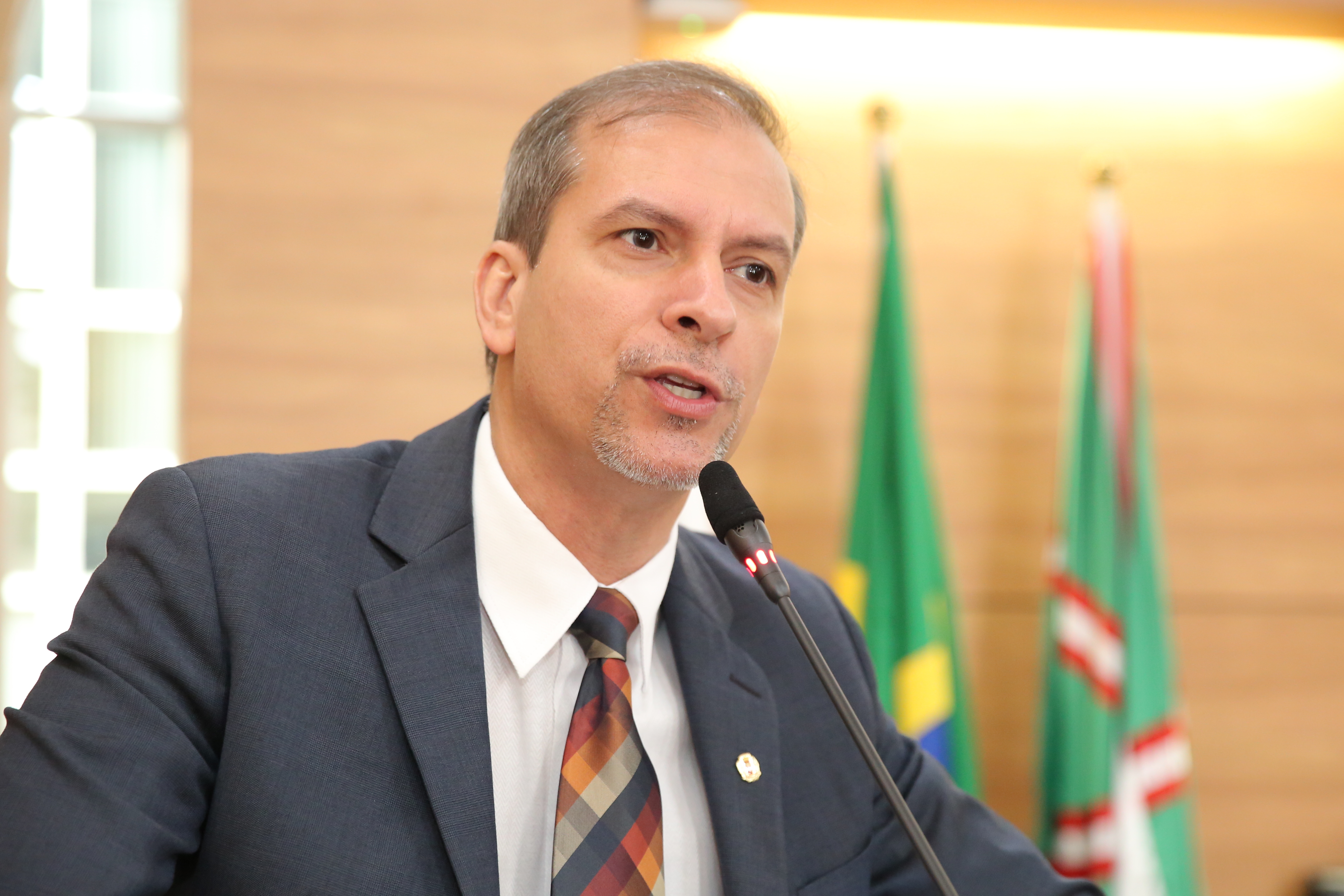 Escola do Legislativo da CMC retoma atividades sob nova direção