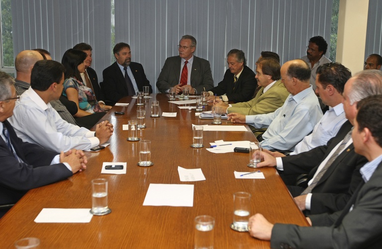 Escolha das subsedes da Copa muda para maio 