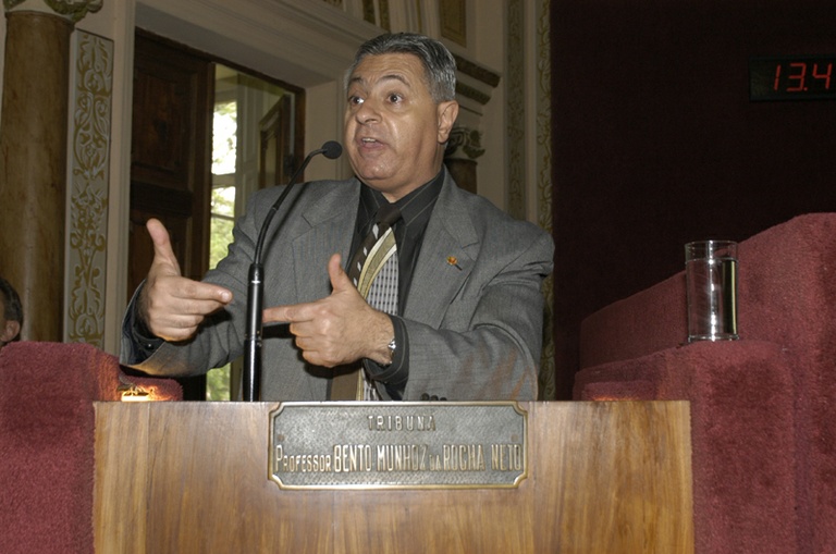 Escoteiros poderão usar os espaços públicos 