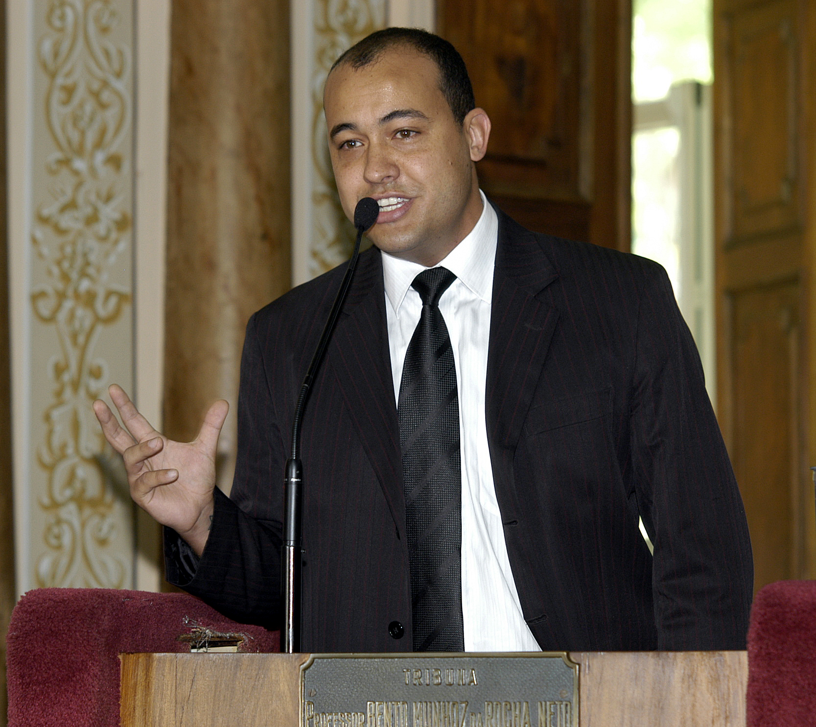 Esporte criado em Curitiba é apresentado na Câmara 