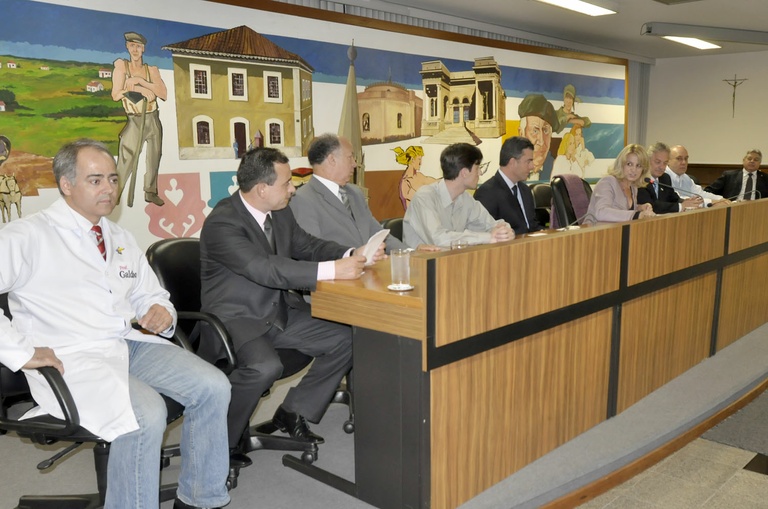 Ex-goleiro recebe título de cidadão honorário 