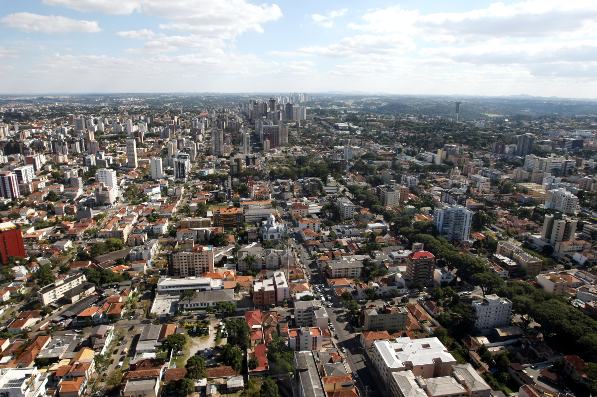 Executivo pede mudanças no Código Florestal de Curitiba 