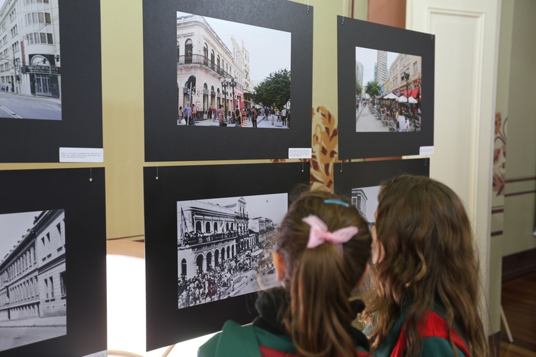 Exposição fotográfica sobre Curitiba abre sexta-feira e sábado