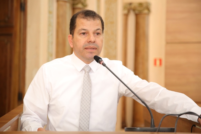 Extinção de cargo comissionado e de funções não será debatido em 2018