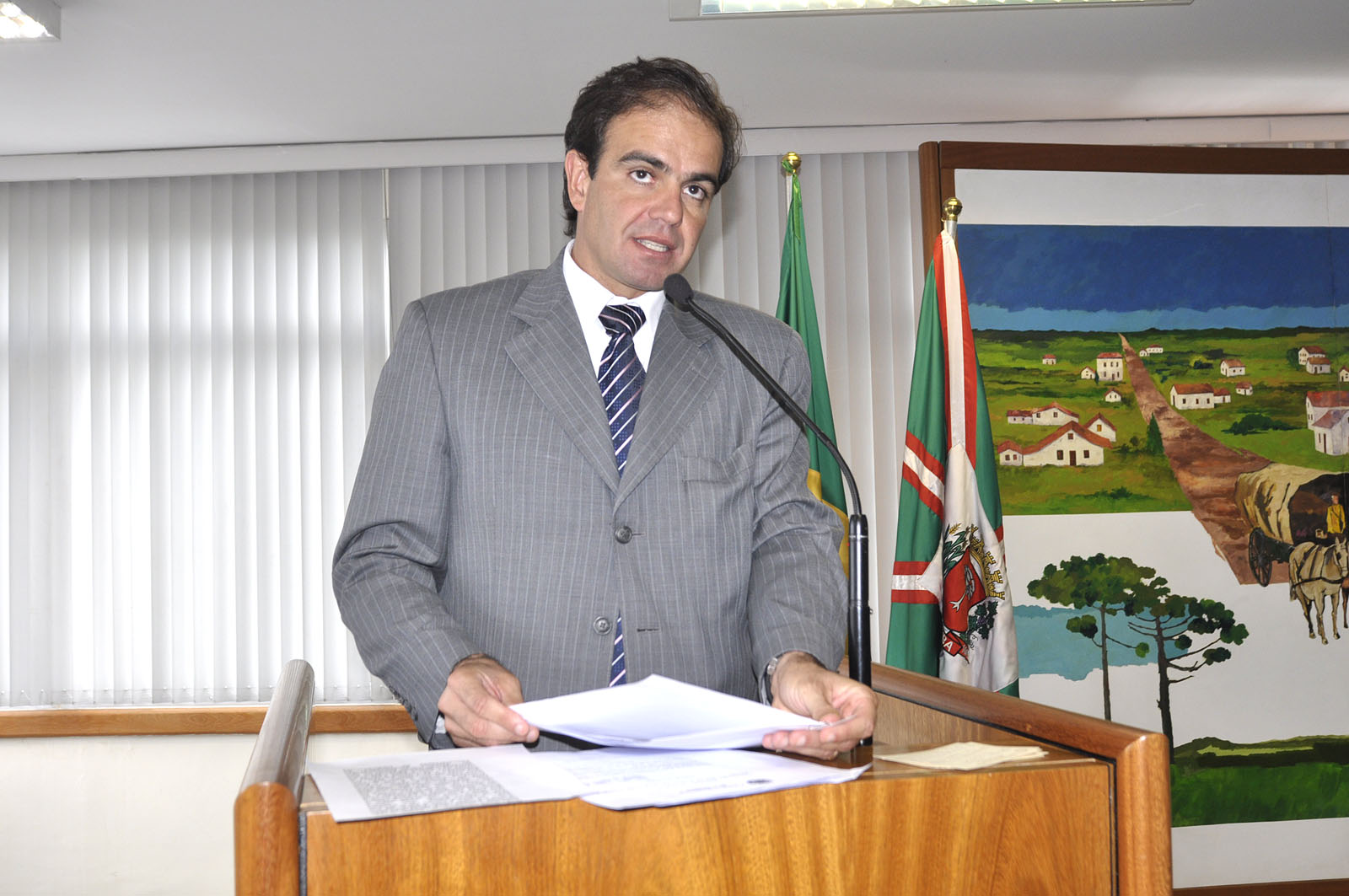 Farmácias devem fazer coleta de medicamentos vencidos 