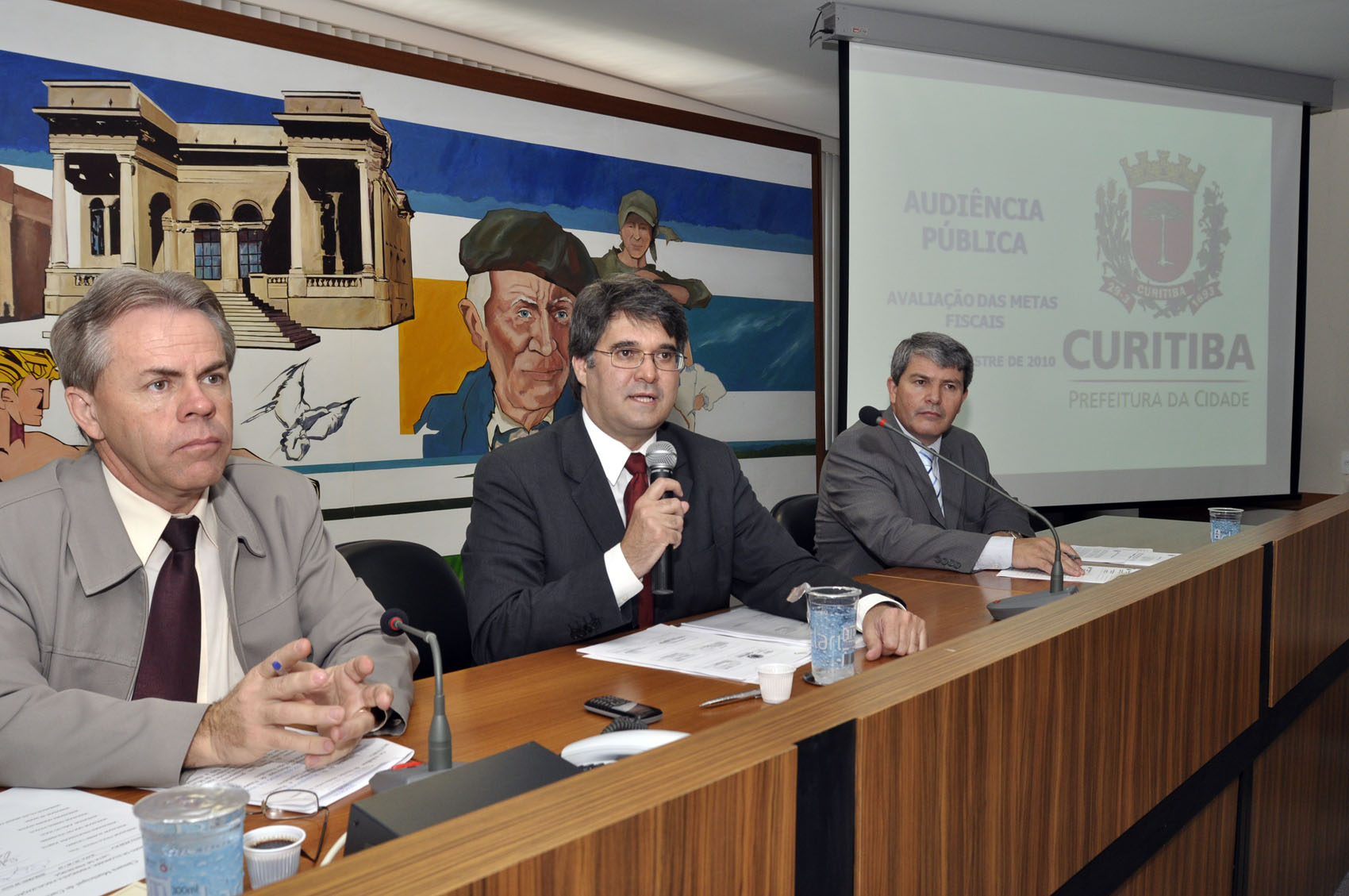 Finanças de Curitiba apresentam saldo positivo 