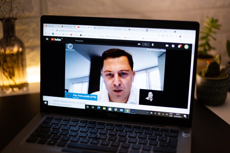 Fiscalização fechou bares com mais de 150 pessoas no fim de semana