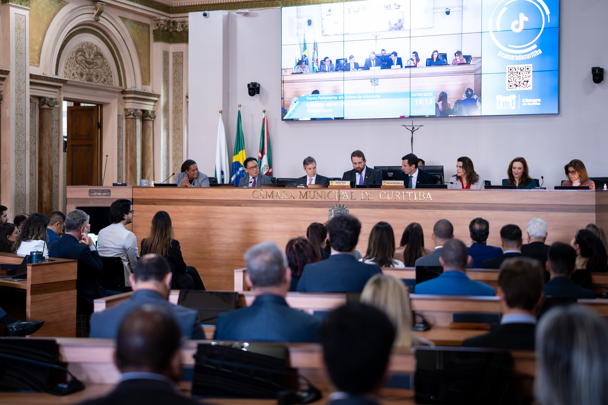 Frente Parlamentar da Advocacia é lançada na Câmara de Curitiba