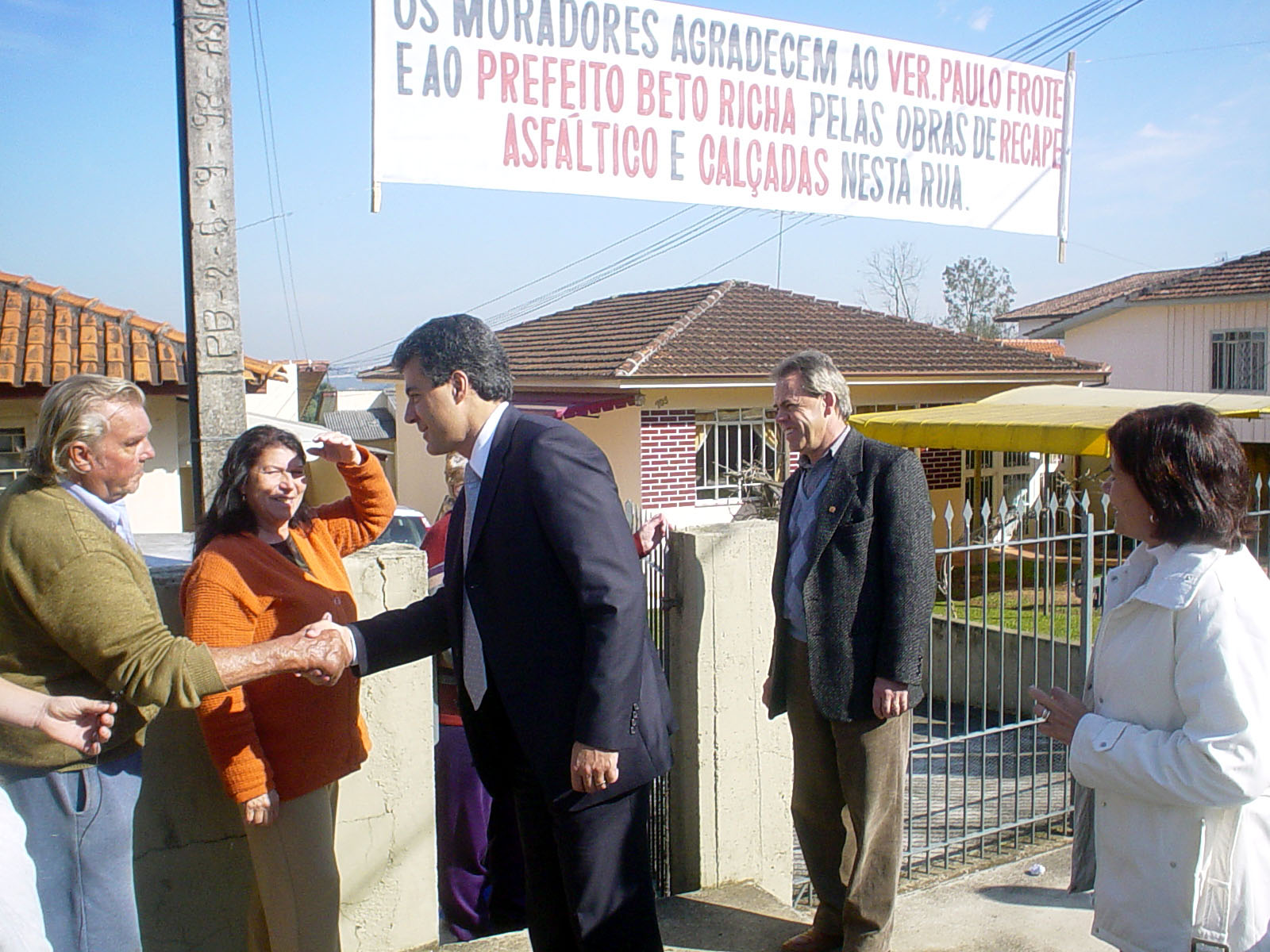 Frote acompanha mutirão da cidadania 