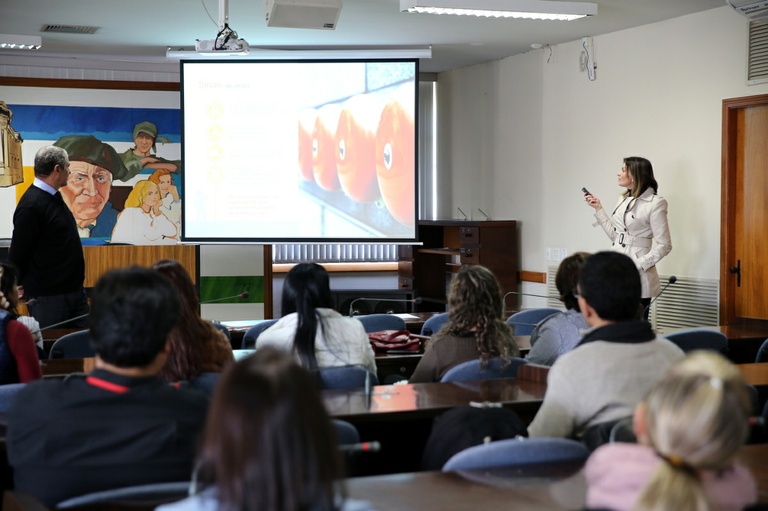 Funcionários da Câmara participam de palestra sobre saúde financeira