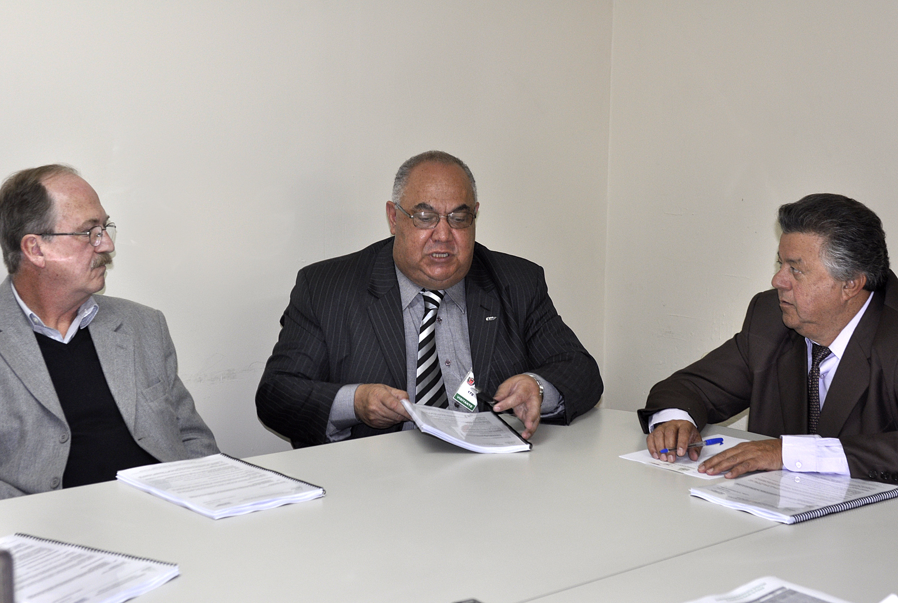 Funerárias falam sobre licitação na Câmara 