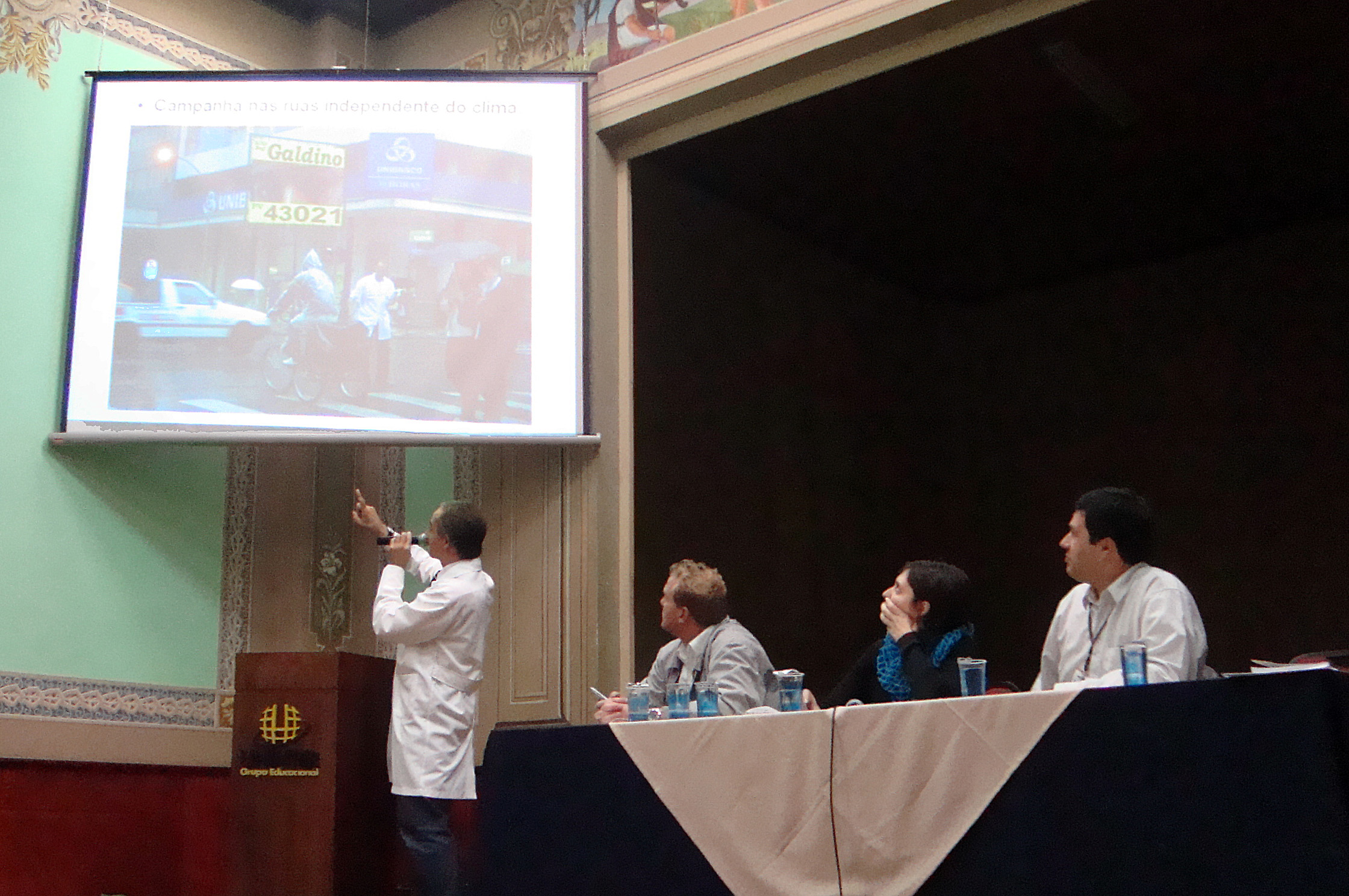 Galdino faz palestra para universitários 