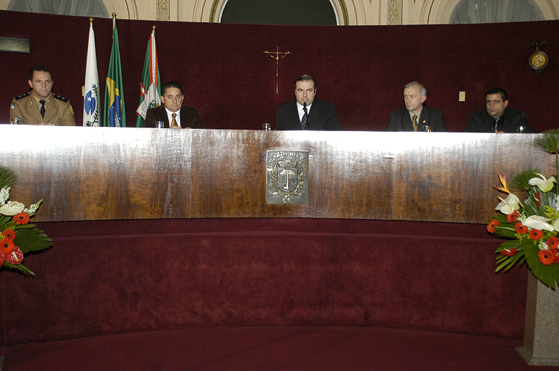 Gastronomia de Curitiba homenageada na Câmara 