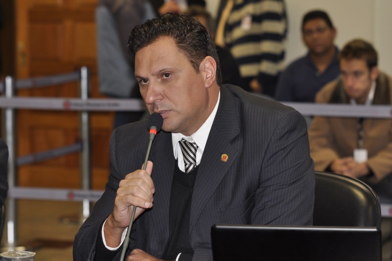 Grandes eventos devem ter médico, ambulância e responsável 