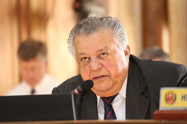 Homenagens a jovem atleta e a cinegrafista entregues em plenário