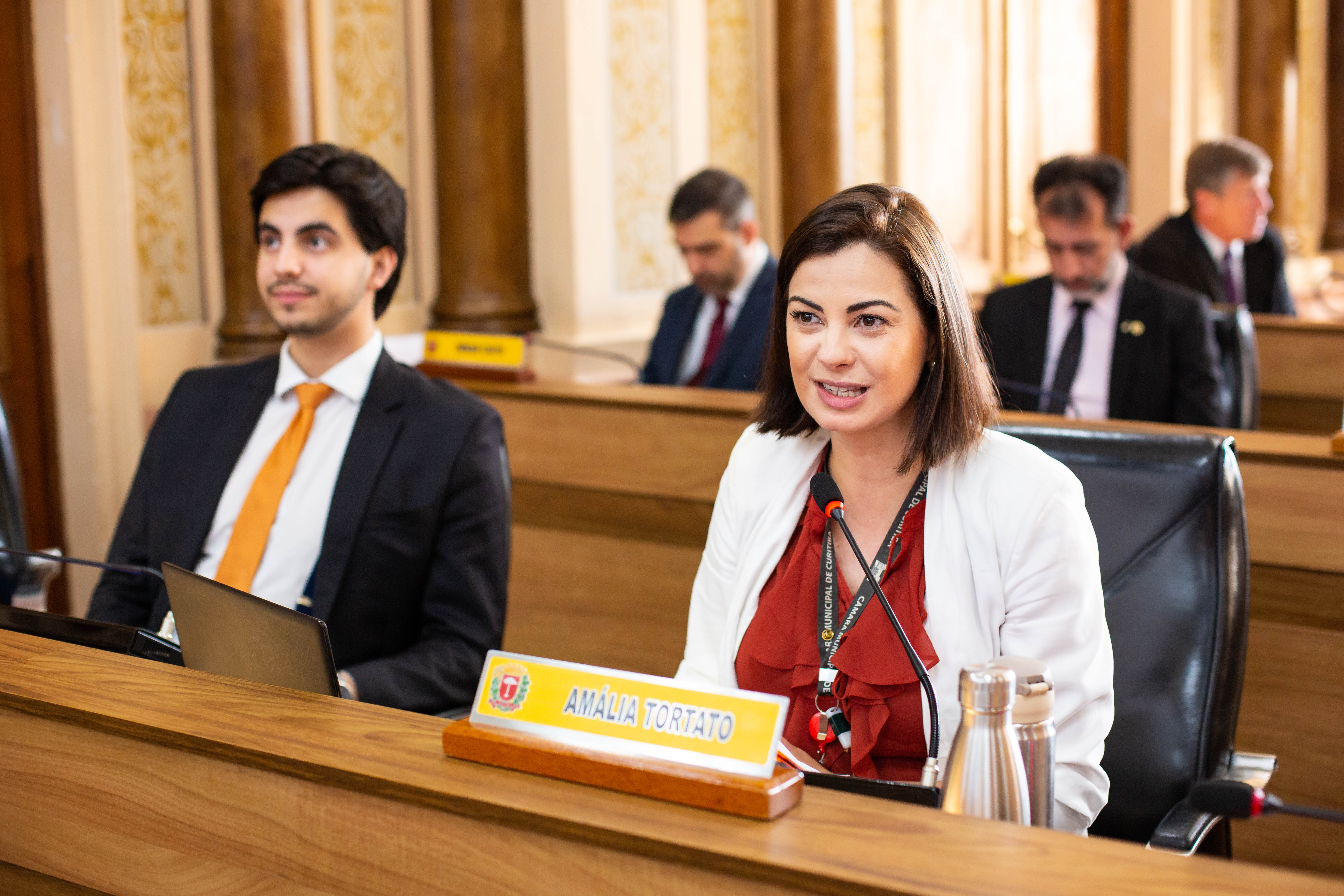 Horário comercial flexível recebe apoio em 1º turno