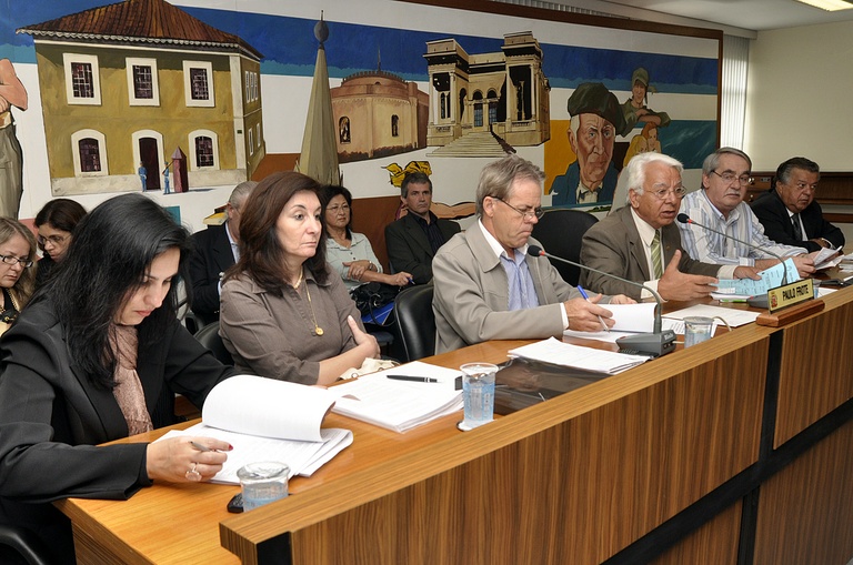 Hospital do Idoso e banco de horas discutidos na Câmara 