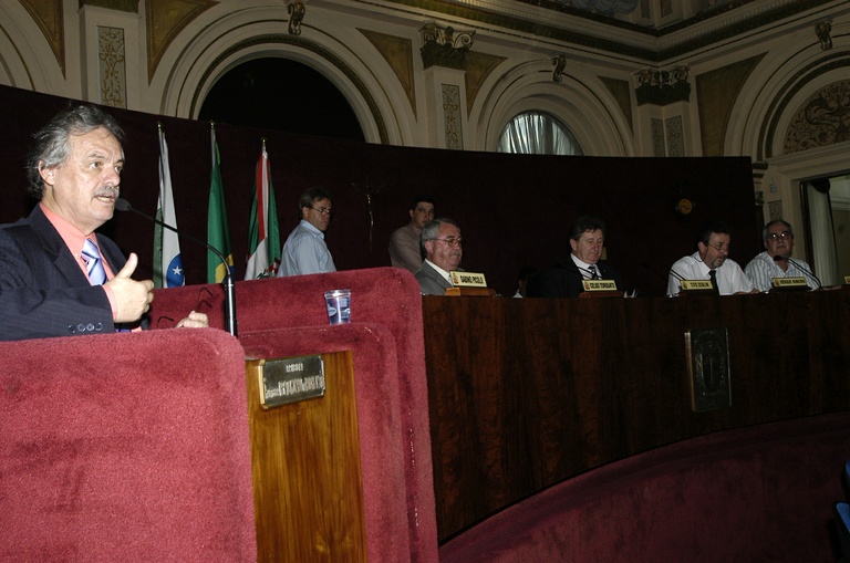 Iluminação: ampliada isenção ao curitibano 