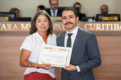 Artista Giovanni Cosenza recebe homenagem