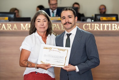 Artista Giovanni Cosenza recebe homenagem